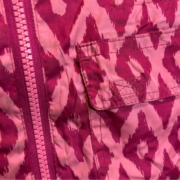 London Fog Hooded Raincoat Pink Pattern - Picture 2 of 5